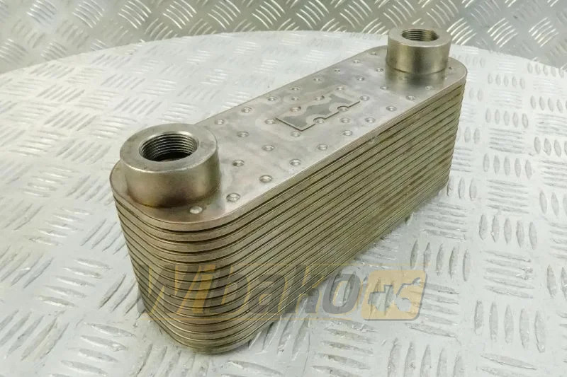 Deutz 04288128 - Маслен охладител за Строителна техника: снимка 1 Deutz 04288128 - Маслен охладител за Строителна техника: снимка 1