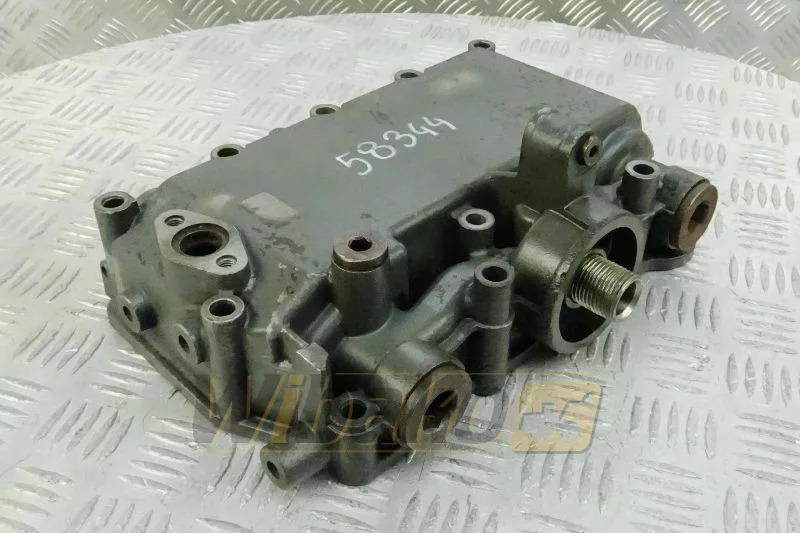 Deutz 04516135 - Маслен охладител за Строителна техника: снимка 1 Deutz 04516135 - Маслен охладител за Строителна техника: снимка 1