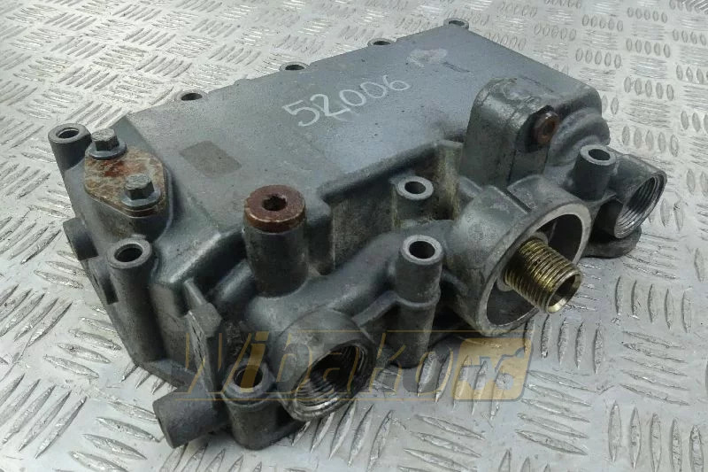 Deutz 04516135 - Маслен охладител за Строителна техника: снимка 1 Deutz 04516135 - Маслен охладител за Строителна техника: снимка 1