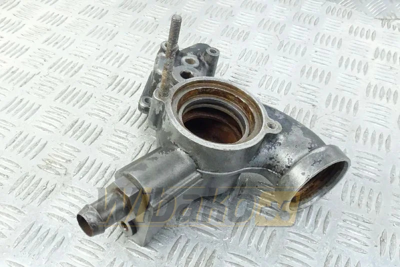 Deutz 04905834 - Всмукателен колектор за Строителна техника: снимка 1 Deutz 04905834 - Всмукателен колектор за Строителна техника: снимка 1