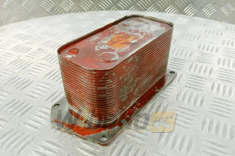 Deutz 04917322 - Маслен охладител за Строителна техника: снимка 1 Deutz 04917322 - Маслен охладител за Строителна техника: снимка 1