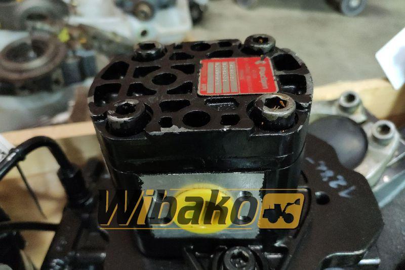 Gear pump Poclain 50241317 W3943531 / A4000024 - Хидравлична помпа за Строителна техника: снимка 1 Gear pump Poclain 50241317 W3943531 / A4000024 - Хидравлична помпа за Строителна техника: снимка 1