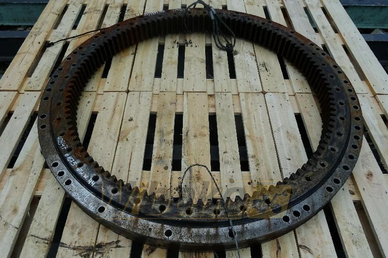 Hyundai 450 - Въртящ механизъм за Строителна техника: снимка 1 Hyundai 450 - Въртящ механизъм за Строителна техника: снимка 1