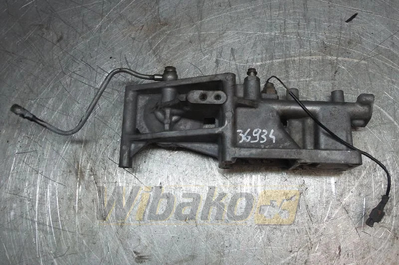 Isuzu A-6BG1TQB - Горивен филтър за Строителна техника: снимка 1 Isuzu A-6BG1TQB - Горивен филтър за Строителна техника: снимка 1