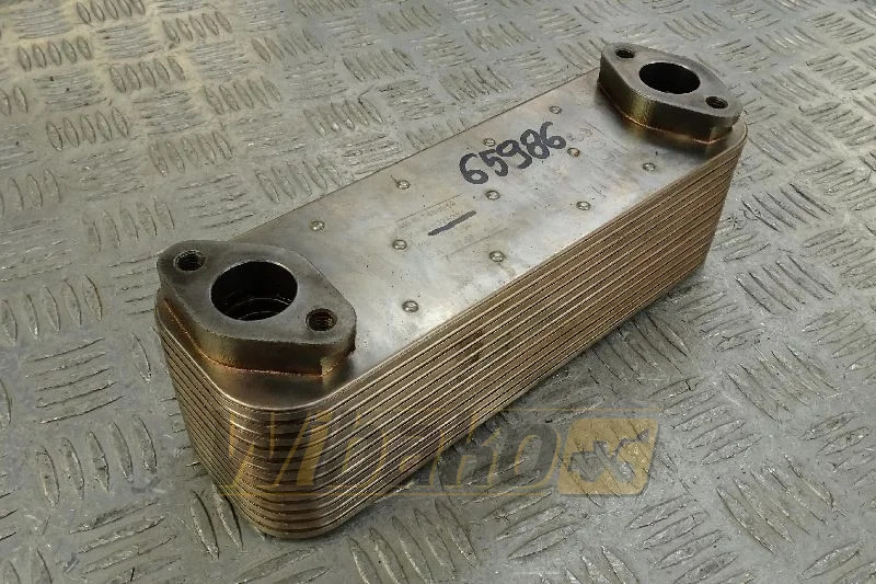 Liebherr 10325001 - Маслен охладител за Строителна техника: снимка 1 Liebherr 10325001 - Маслен охладител за Строителна техника: снимка 1