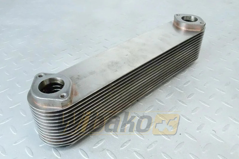 Liebherr 10325002 - Маслен охладител за Строителна техника: снимка 1 Liebherr 10325002 - Маслен охладител за Строителна техника: снимка 1