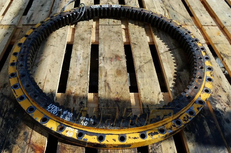 Liebherr R312 - Въртящ механизъм за Строителна техника: снимка 1 Liebherr R312 - Въртящ механизъм за Строителна техника: снимка 1