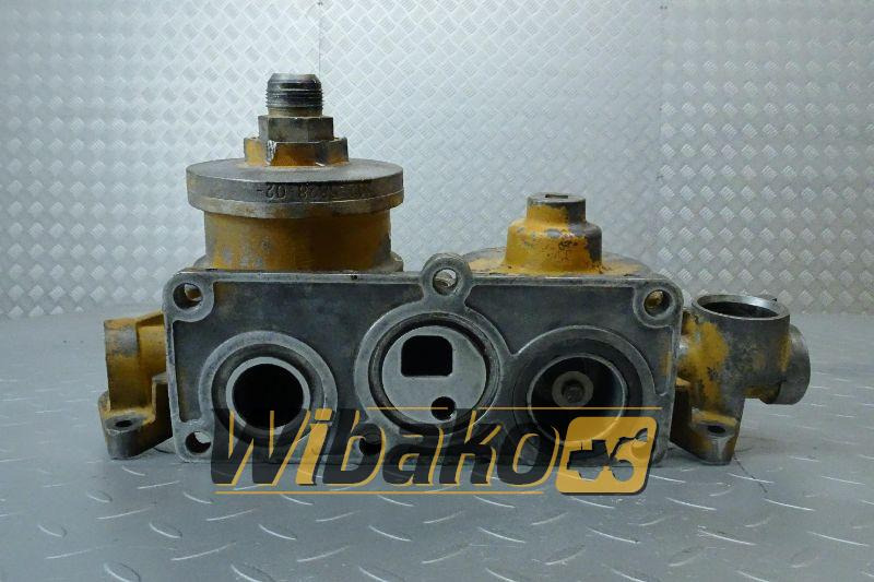 Oil filter bracket Caterpillar 166-1328 - Маслен филтър за Строителна техника: снимка 1 Oil filter bracket Caterpillar 166-1328 - Маслен филтър за Строителна техника: снимка 1
