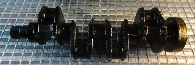 Perkins 1104C-44 - Колянов вал за Строителна техника: снимка 1 Perkins 1104C-44 - Колянов вал за Строителна техника: снимка 1