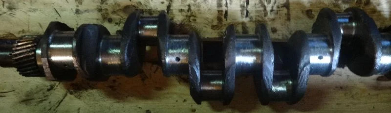 Perkins Y6 - Колянов вал за Строителна техника: снимка 1 Perkins Y6 - Колянов вал за Строителна техника: снимка 1