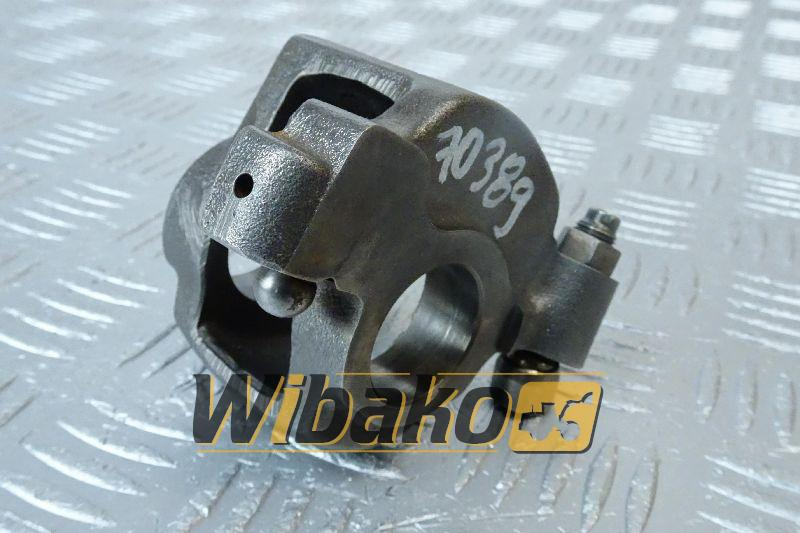 Rocker arm Deutz 04220696 - Глава на блока за Строителна техника: снимка 1 Rocker arm Deutz 04220696 - Глава на блока за Строителна техника: снимка 1