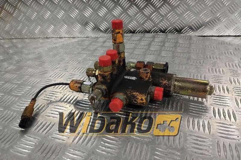 Valves set Wabco 4773970170 2993 - Хидравличен клапан за Строителна техника: снимка 1 Valves set Wabco 4773970170 2993 - Хидравличен клапан за Строителна техника: снимка 1