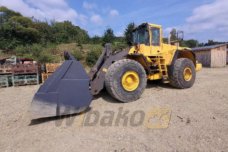 Volvo L220E - Колесен товарач: снимка 1 Volvo L220E - Колесен товарач: снимка 1