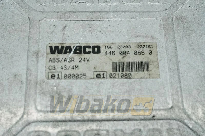 Wabco 4460040660 - Блок за управление за Строителна техника: снимка 3 Wabco 4460040660 - Блок за управление за Строителна техника: снимка 3