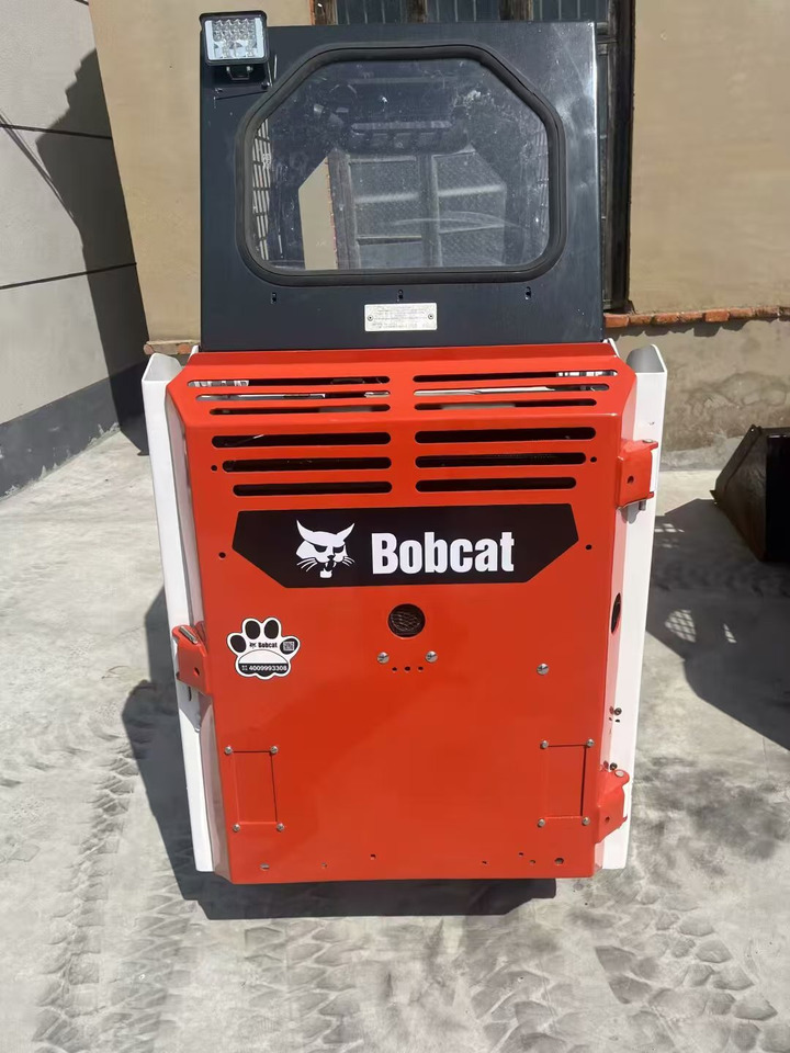 BOBCAT S730 - Колесен товарач: снимка 2 BOBCAT S730 - Колесен товарач: снимка 2