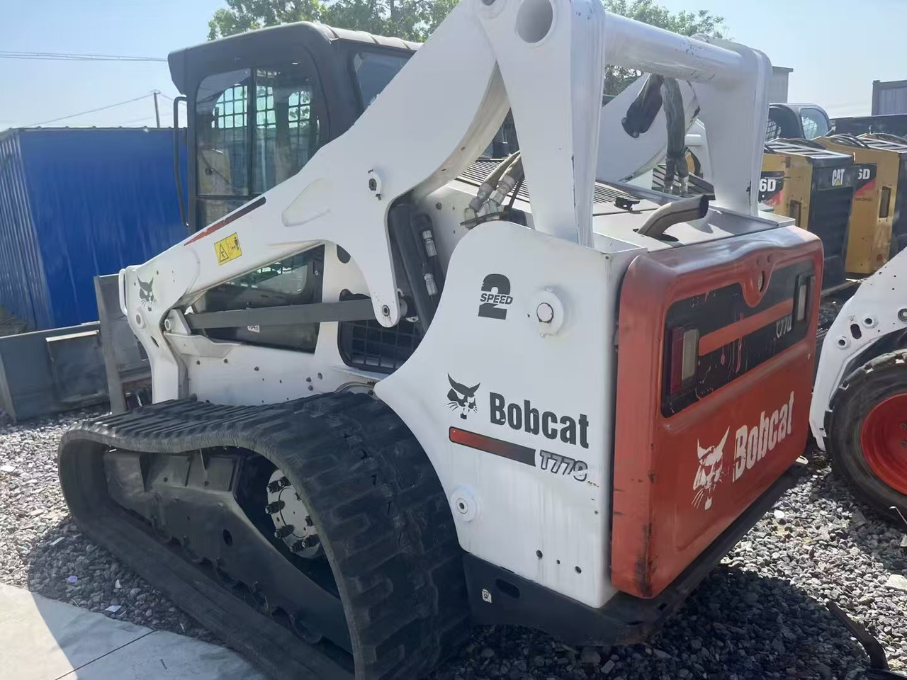 BOBCAT T770 - Мини челен товарач: снимка 4 BOBCAT T770 - Мини челен товарач: снимка 4