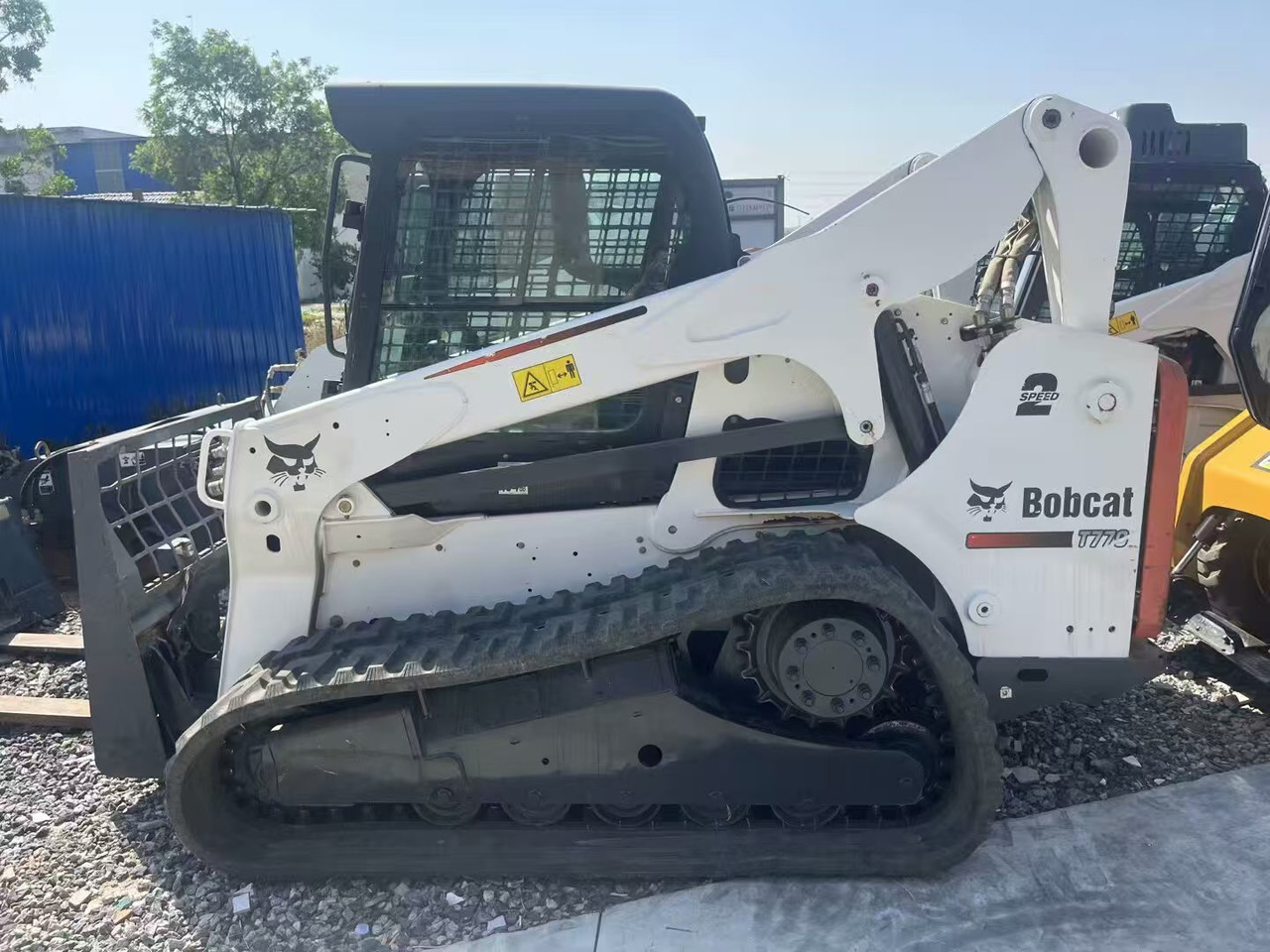 BOBCAT T770 - Мини челен товарач: снимка 5 BOBCAT T770 - Мини челен товарач: снимка 5