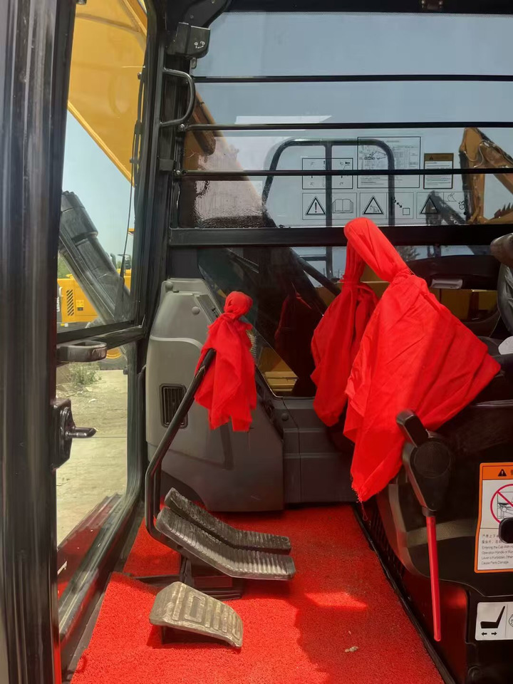 CATERPILLAR 323D2L - Верижен багер: снимка 3 CATERPILLAR 323D2L - Верижен багер: снимка 3