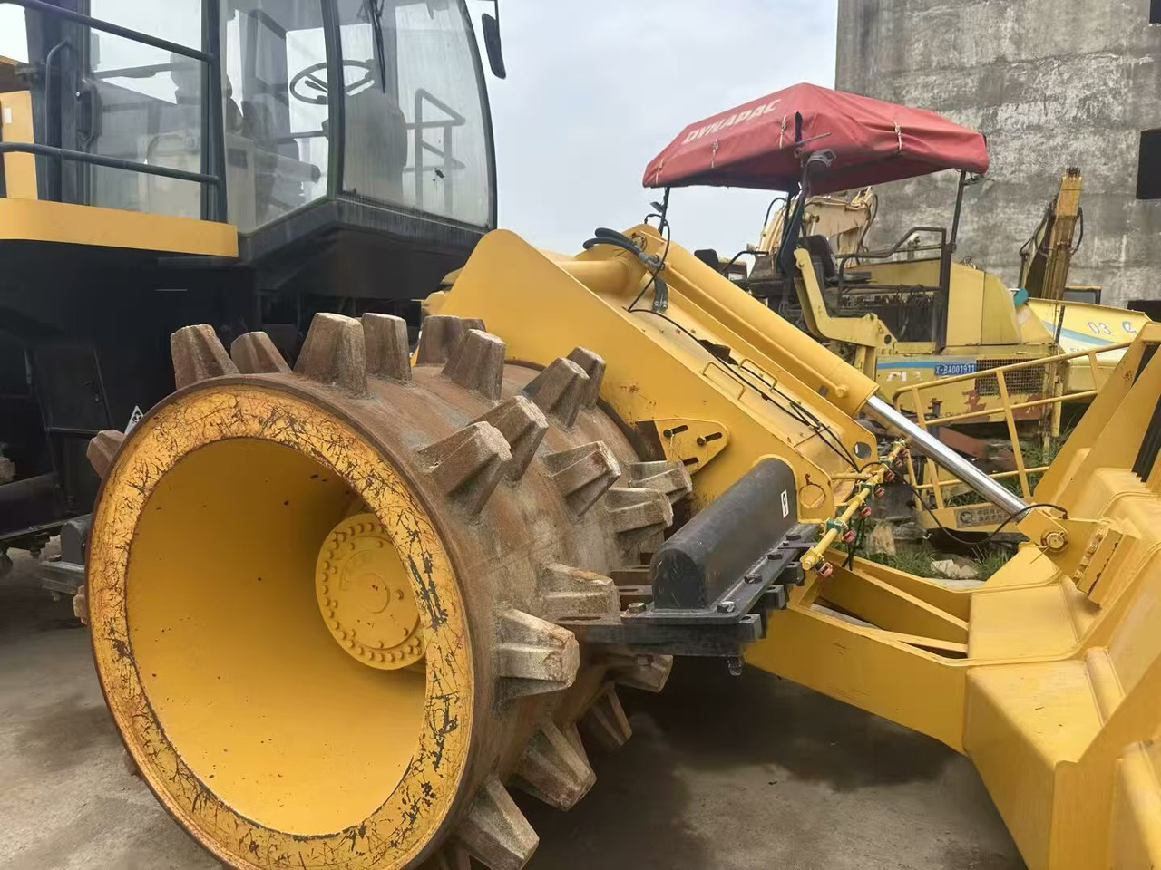 CATERPILLAR 6G - Компактор: снимка 2 CATERPILLAR 6G - Компактор: снимка 2