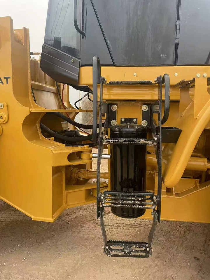 CATERPILLAR 950H - Колесен товарач: снимка 4 CATERPILLAR 950H - Колесен товарач: снимка 4
