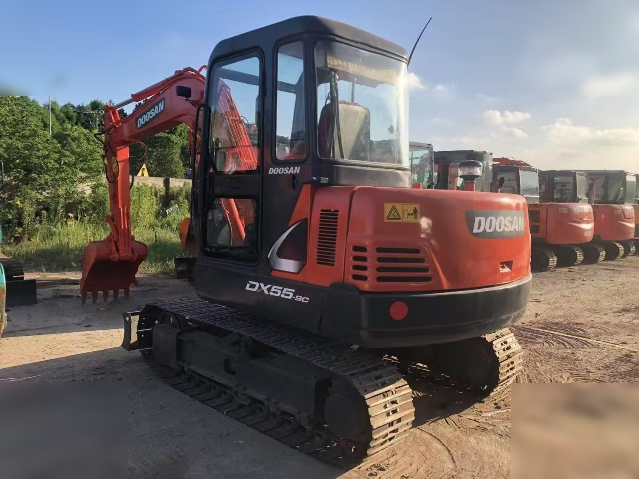 DOOSAN DH55-V - Мини багер: снимка 3 DOOSAN DH55-V - Мини багер: снимка 3