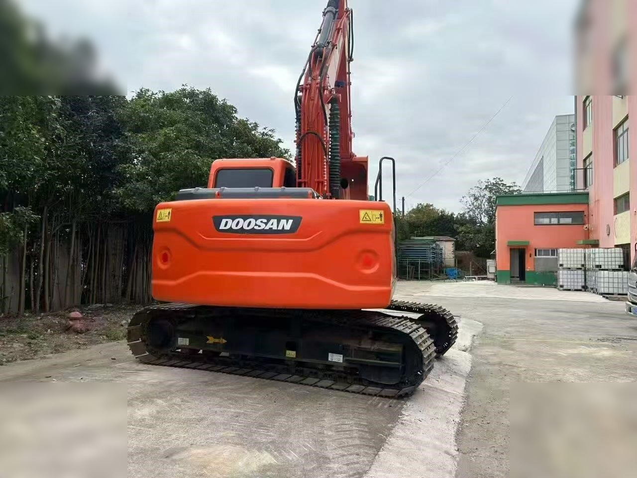 DOOSAN DX150W-9C - Верижен багер: снимка 5 DOOSAN DX150W-9C - Верижен багер: снимка 5