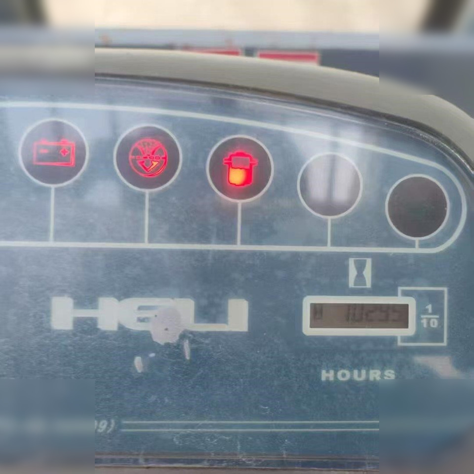 HELI FG18G - Дизелов мотокар: снимка 4 HELI FG18G - Дизелов мотокар: снимка 4