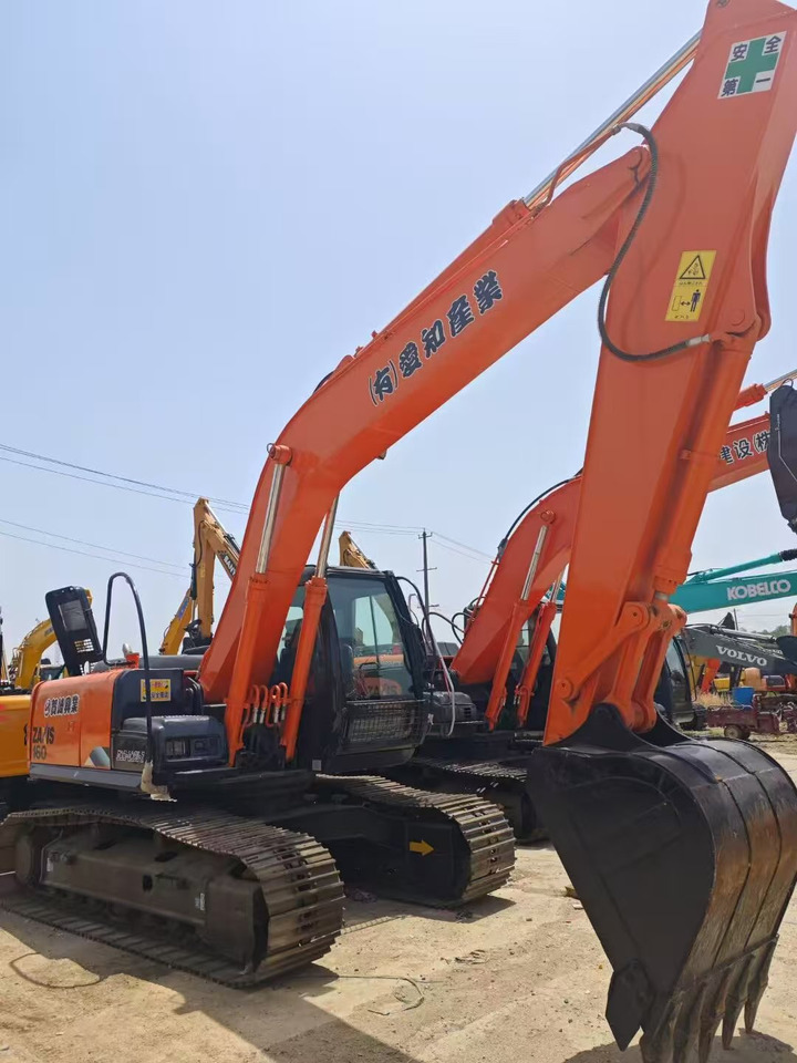 HITACHI ZAXIS 160 - Верижен багер: снимка 2 HITACHI ZAXIS 160 - Верижен багер: снимка 2