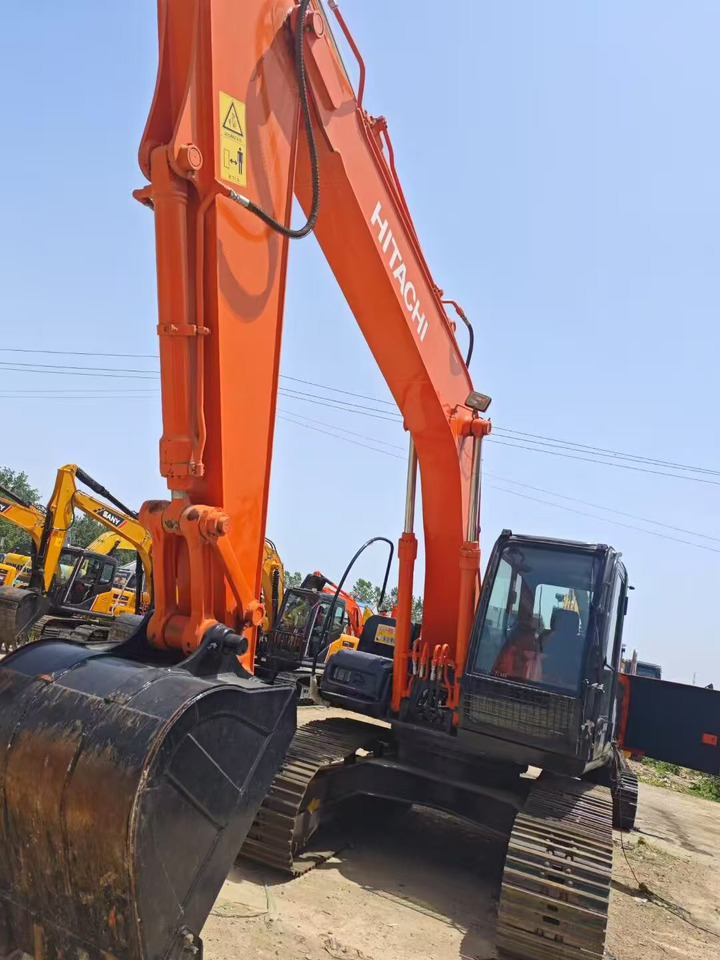 HITACHI ZX160 - Верижен багер: снимка 3 HITACHI ZX160 - Верижен багер: снимка 3