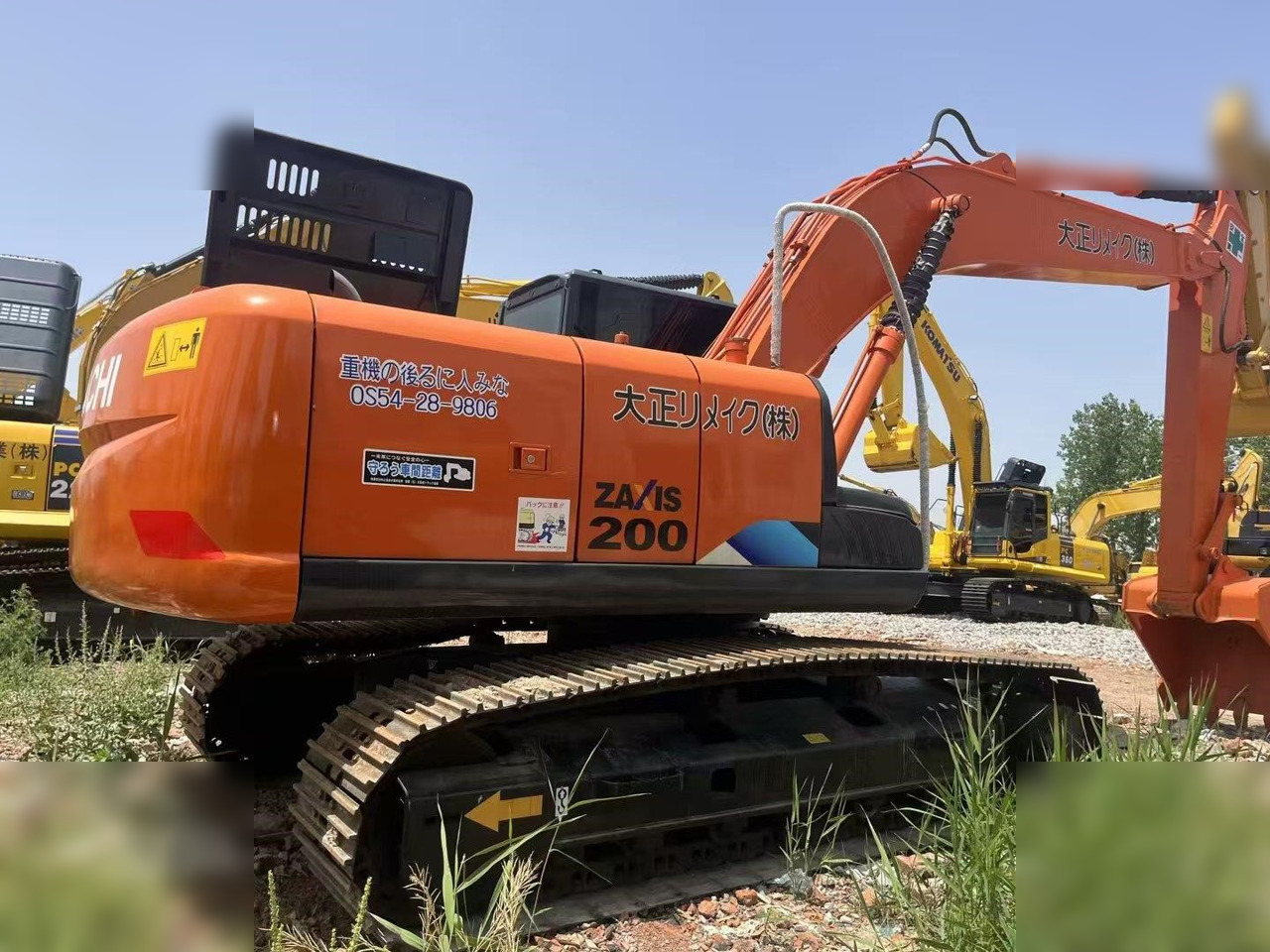 HITACHI ZX200 - Верижен багер: снимка 1 HITACHI ZX200 - Верижен багер: снимка 1