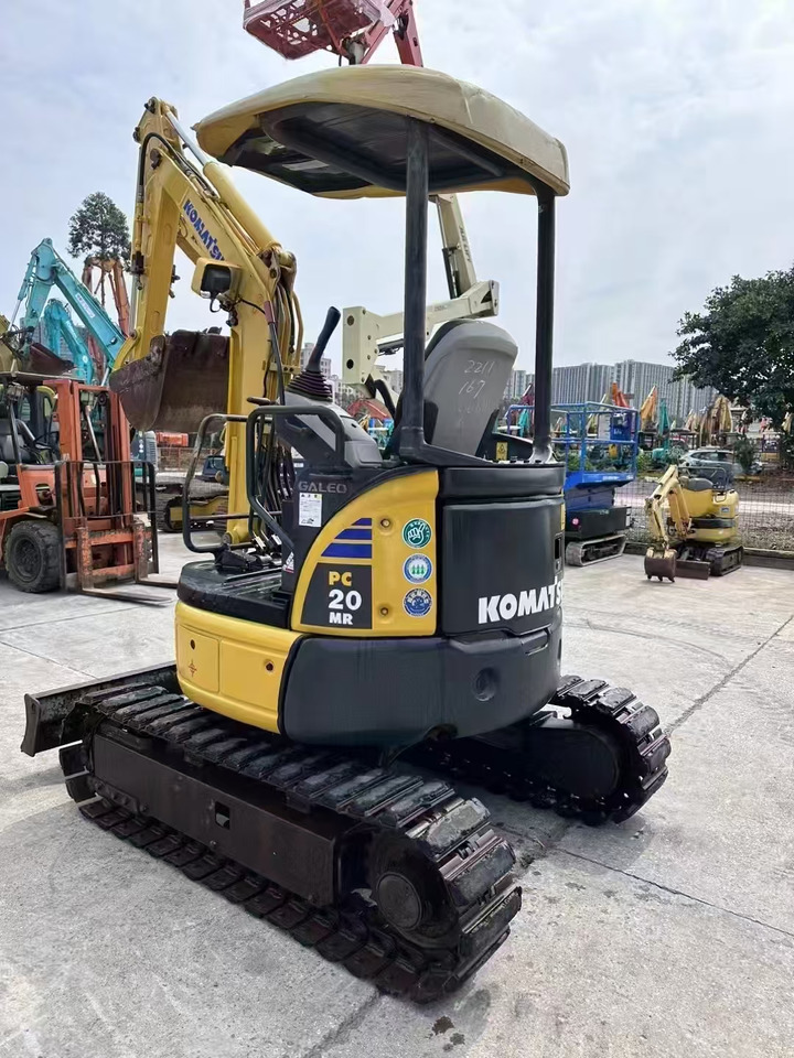 KOMATSU 2-ton - Мини багер: снимка 5 KOMATSU 2-ton - Мини багер: снимка 5