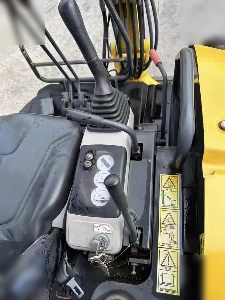 KOMATSU PC20MR - Мини багер: снимка 5 KOMATSU PC20MR - Мини багер: снимка 5