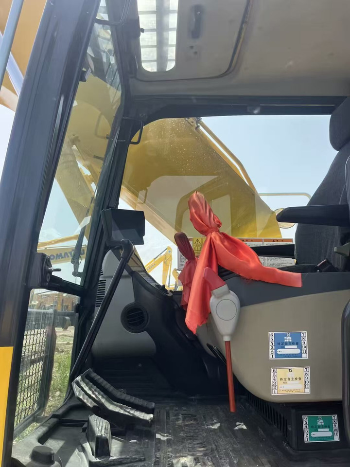 Верижен багер KOMATSU pc200: снимка 18