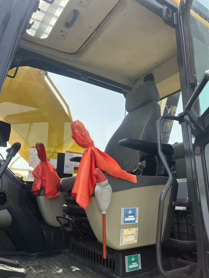 KOMATSU pc200 - Верижен багер: снимка 2 KOMATSU pc200 - Верижен багер: снимка 2