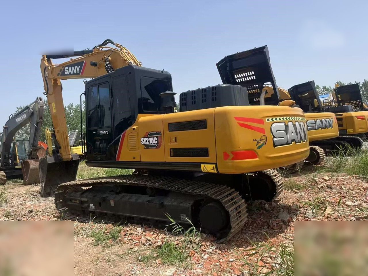 SANY SY215C - Верижен багер: снимка 1 SANY SY215C - Верижен багер: снимка 1