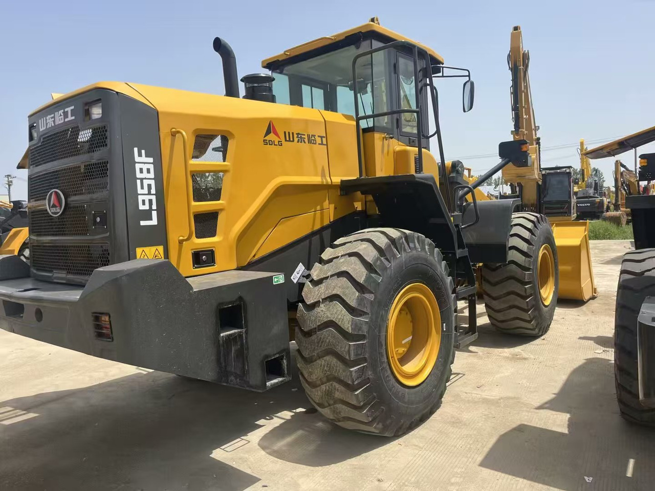 SDLG 958F - Колесен товарач: снимка 5 SDLG 958F - Колесен товарач: снимка 5