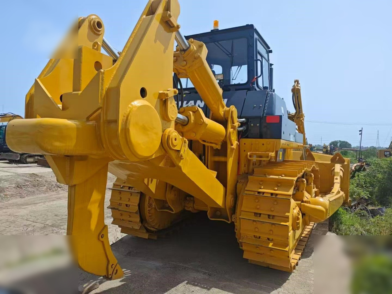 SHANTUI SD32 - Булдозер: снимка 3 SHANTUI SD32 - Булдозер: снимка 3