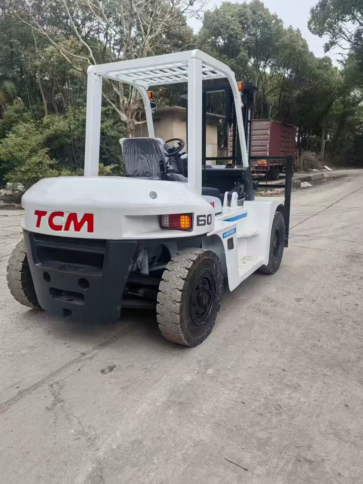 TCM 6-TON - Вертикална работна платформа: снимка 2 TCM 6-TON - Вертикална работна платформа: снимка 2