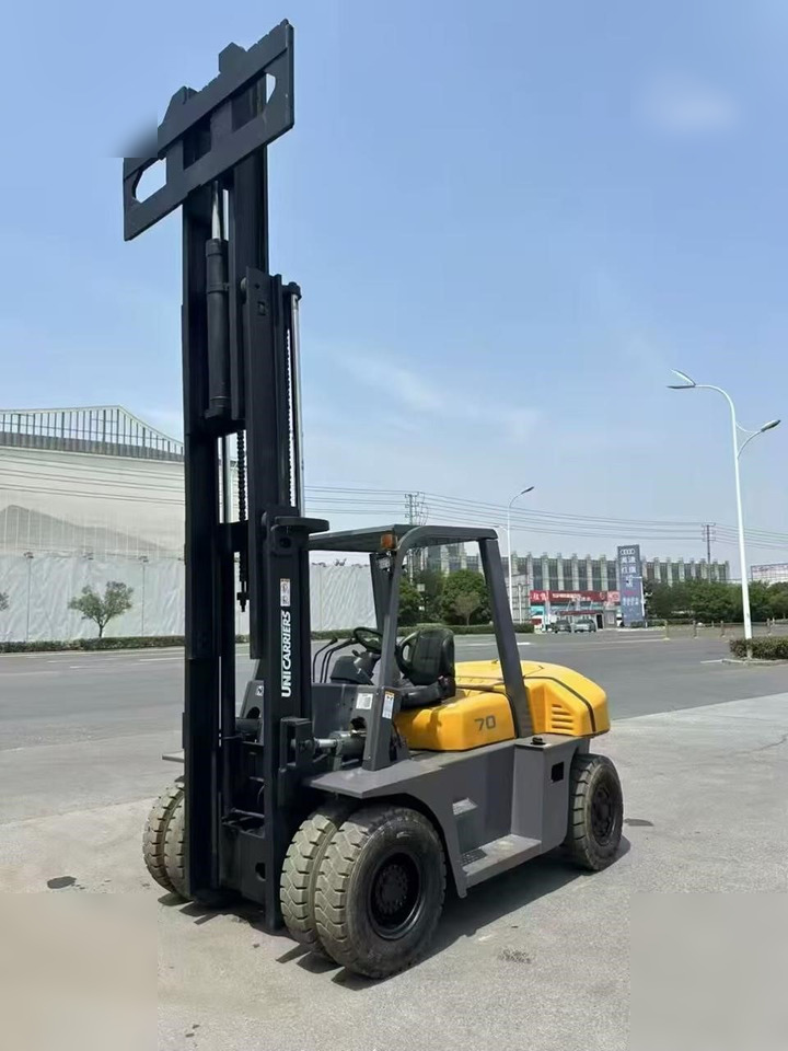 TCM FB15-7 - Дизелов мотокар: снимка 4 TCM FB15-7 - Дизелов мотокар: снимка 4