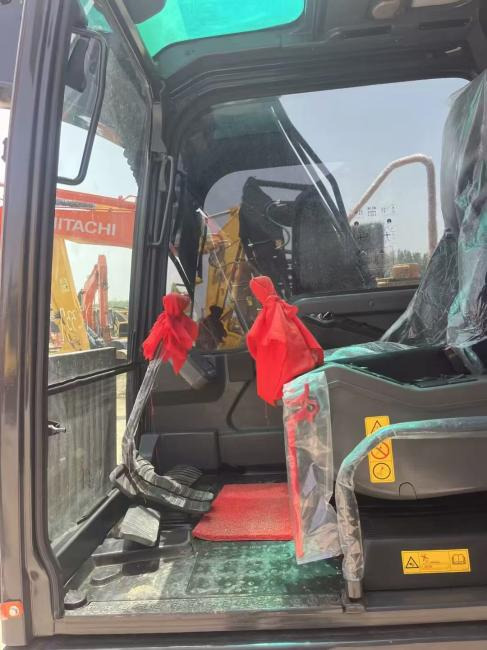 VOLVO EC140 - Верижен багер: снимка 5 VOLVO EC140 - Верижен багер: снимка 5