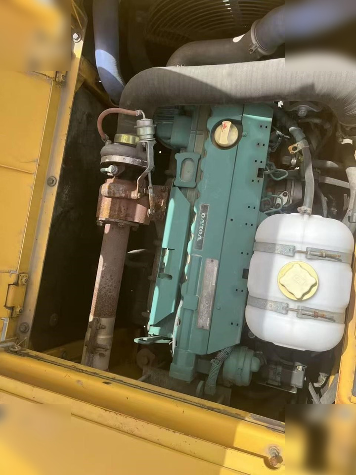 VOLVO EC210 - Верижен багер: снимка 2 VOLVO EC210 - Верижен багер: снимка 2
