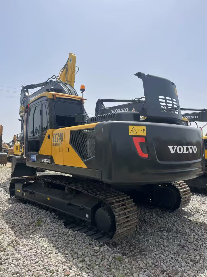 VOLVO EC240 - Багер: снимка 2 VOLVO EC240 - Багер: снимка 2