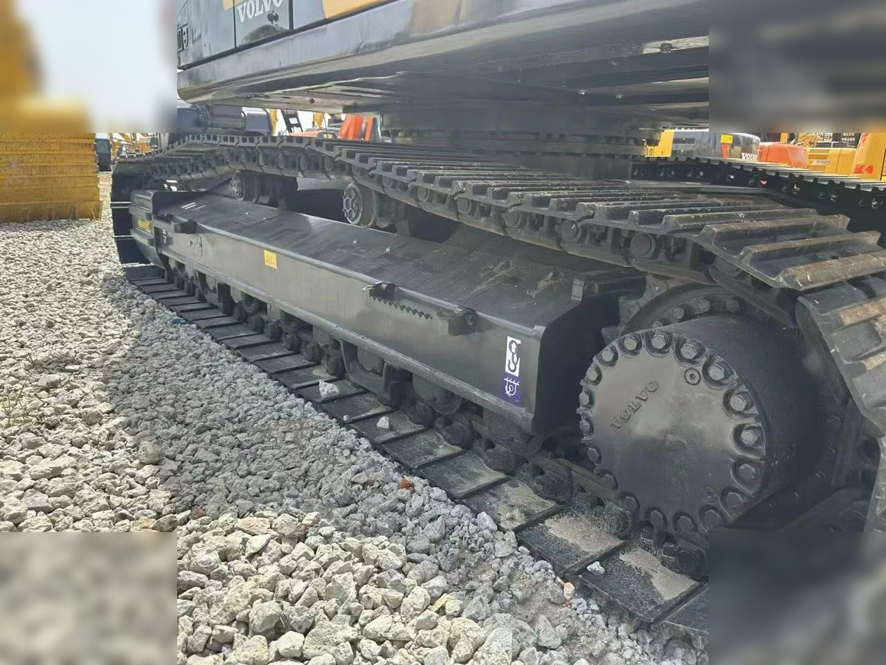 Лизинг на VOLVO EC300 VOLVO EC300: снимка 6