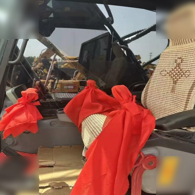 Лизинг на VOLVO EC300 VOLVO EC300: снимка 10