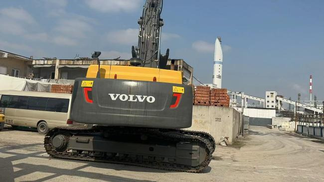 VOLVO EC480 - Верижен багер: снимка 2 VOLVO EC480 - Верижен багер: снимка 2