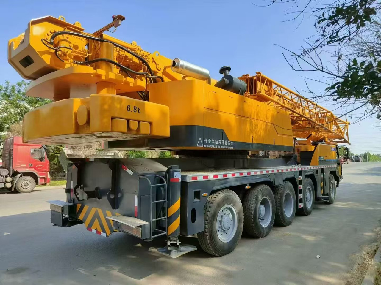 XCMG 100-ton - Автокран: снимка 2 XCMG 100-ton - Автокран: снимка 2