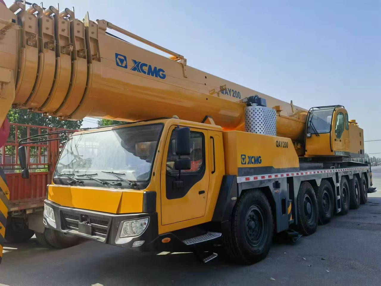 XCMG 200-TON - Автокран: снимка 4 XCMG 200-TON - Автокран: снимка 4