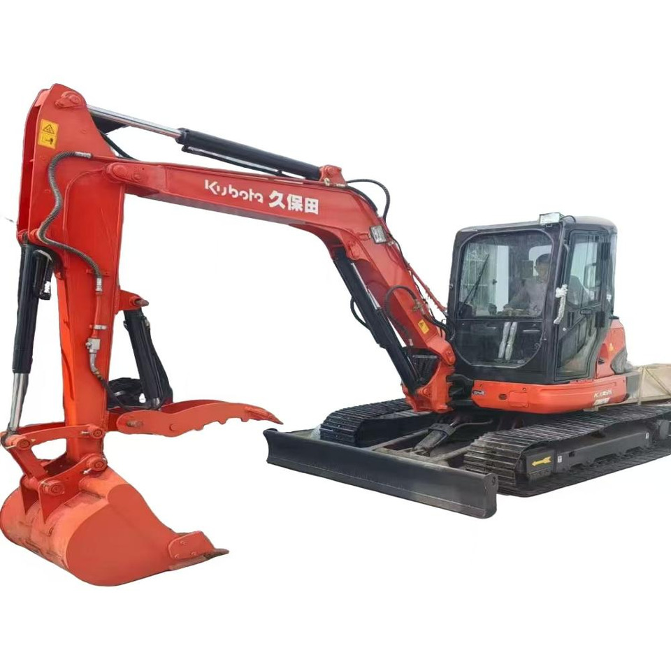 Kubota mini excavator - Мини багер: снимка 1 Kubota mini excavator - Мини багер: снимка 1