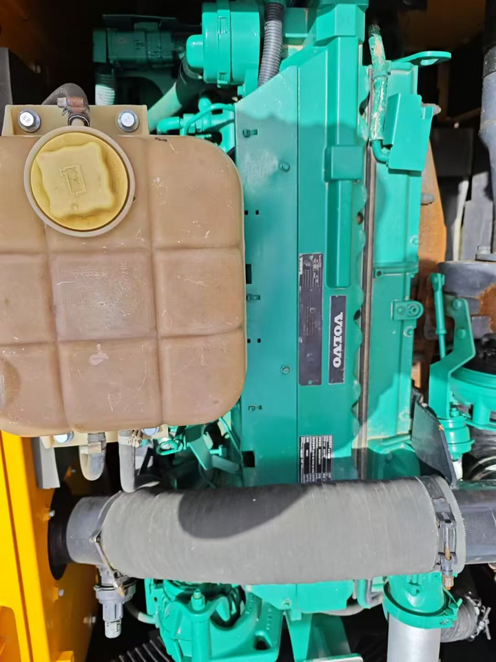 Volvo EC2500L - Верижен багер: снимка 5 Volvo EC2500L - Верижен багер: снимка 5