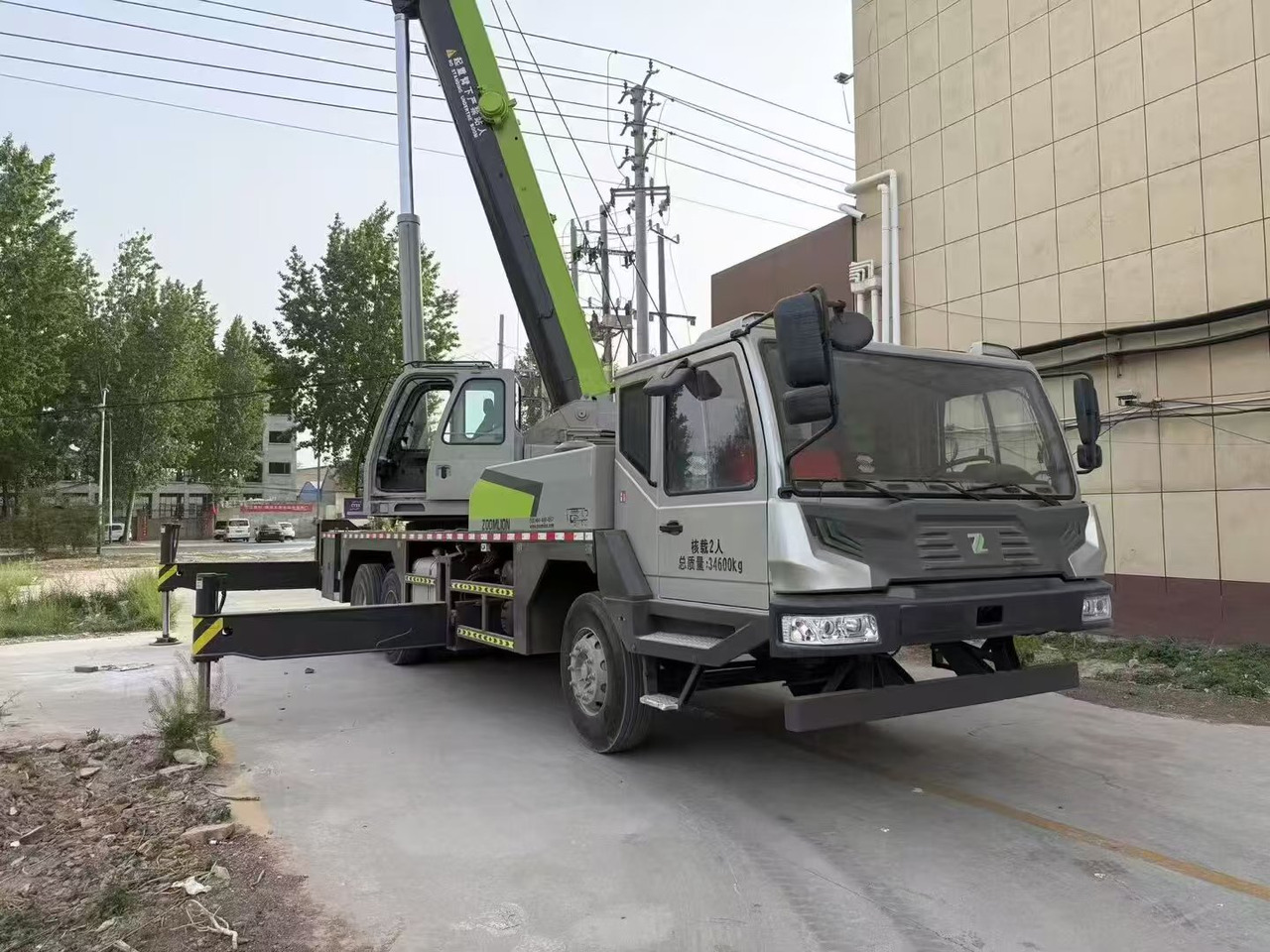 Zoomlion 35-ton - Автокран: снимка 1 Zoomlion 35-ton - Автокран: снимка 1